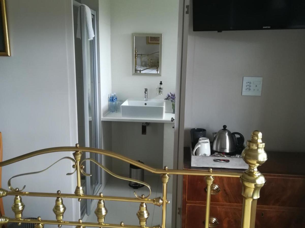 Cape Dawn Guest House Parow Exterior photo